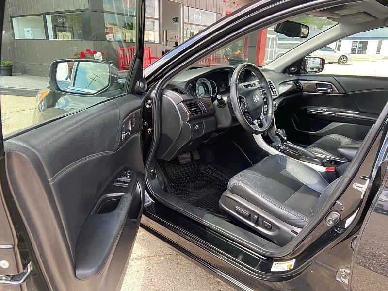Honda Accord EX-L Sedan V6 6-Spd AT 2016
