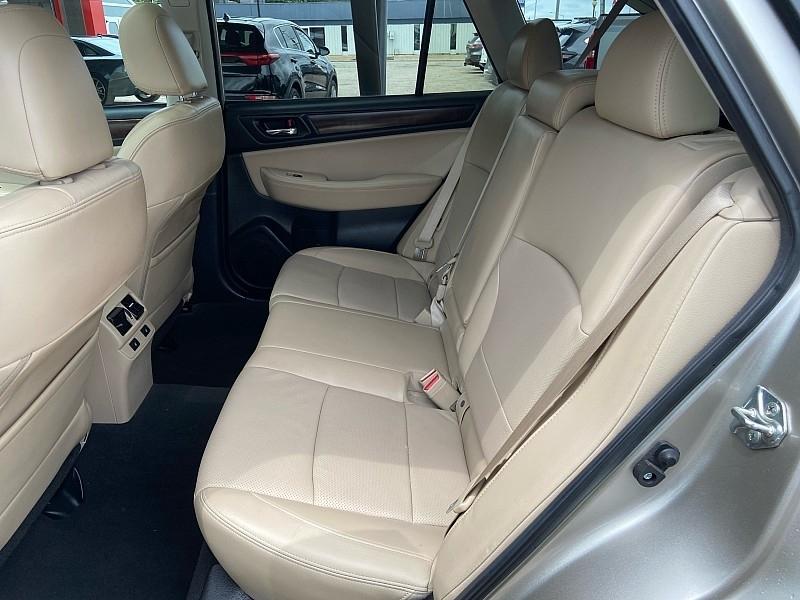 Subaru Outback 3.6R Limited 2015