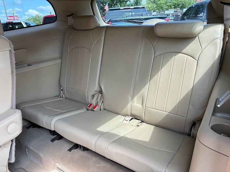 Buick Enclave Leather AWD 2012