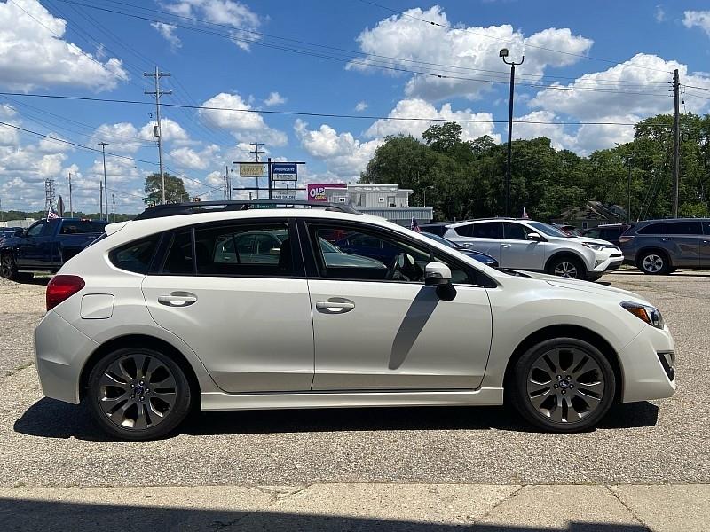 Subaru Impreza 2.0i Limited PZEV 5-Door 2016