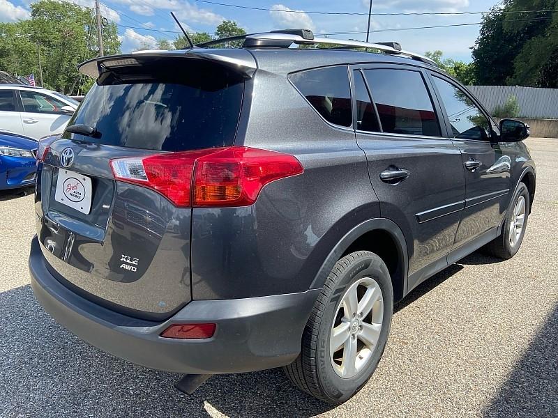 Toyota RAV4 XLE AWD 2014