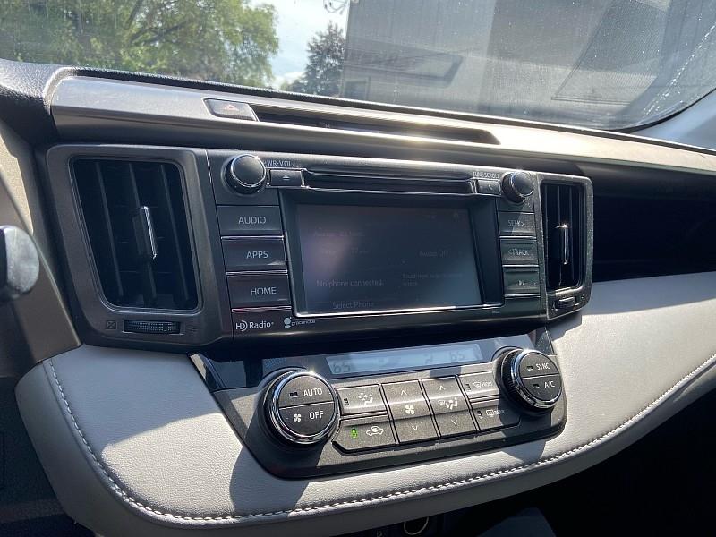 Toyota RAV4 XLE AWD 2014