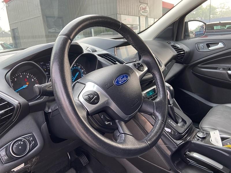 Ford Escape Titanium 4WD 2016