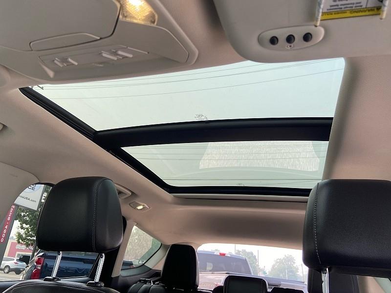 Ford Escape Titanium 4WD 2016