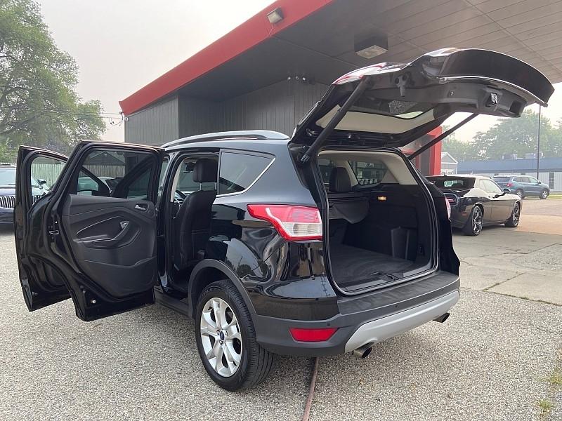 Ford Escape Titanium 4WD 2016