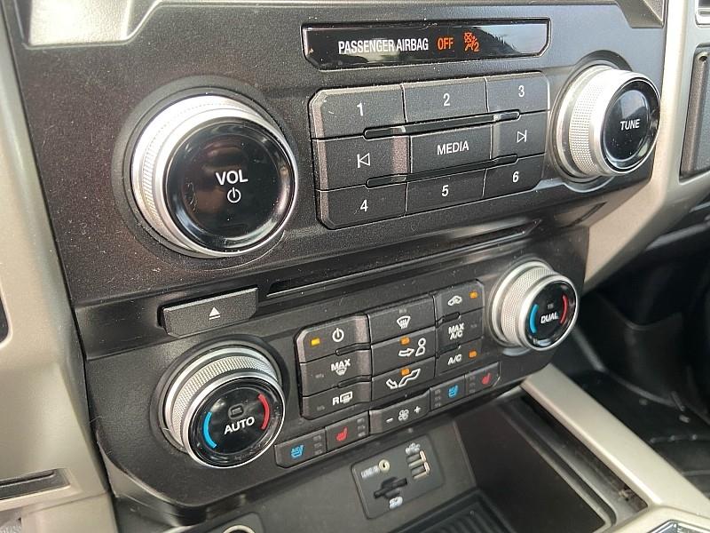 Ford F-150 Lariat SuperCrew 5.5-ft. Bed 4WD 2015