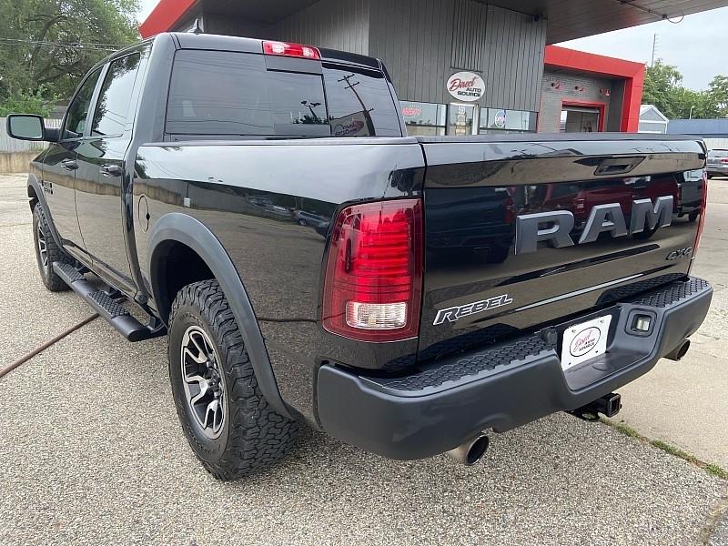 RAM 1500 Rebel Crew Cab SWB 4WD 2016