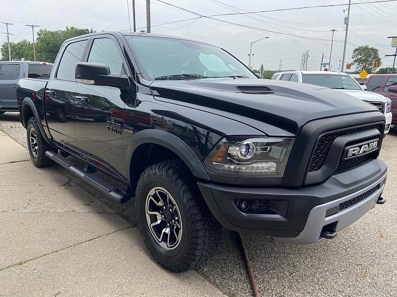 RAM 1500 Rebel Crew Cab SWB 4WD 2016