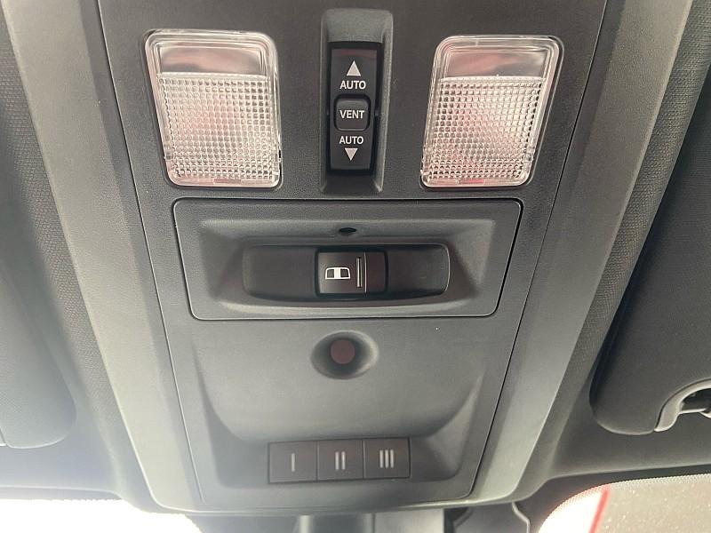 RAM 1500 Rebel Crew Cab SWB 4WD 2016