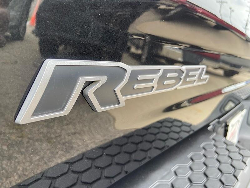RAM 1500 Rebel Crew Cab SWB 4WD 2016