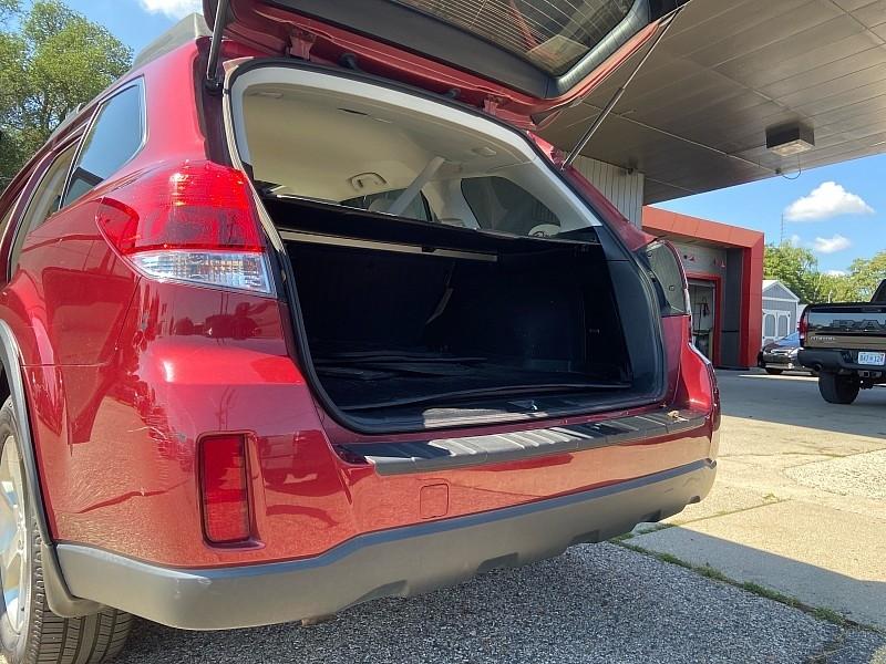Subaru Outback 2.5i Limited 2014
