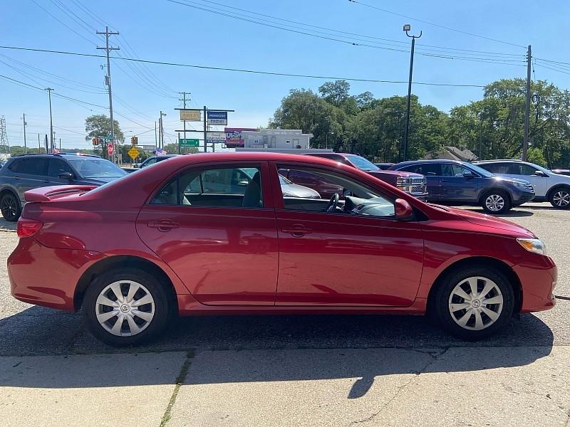 Toyota Corolla LE 4-Speed AT 2009