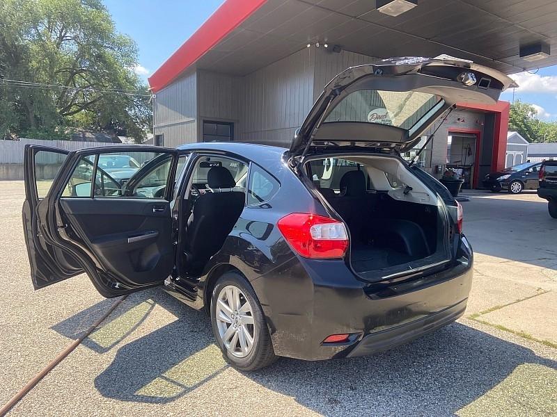 Subaru Impreza 2.0i Premium PZEV 5-Door 2015