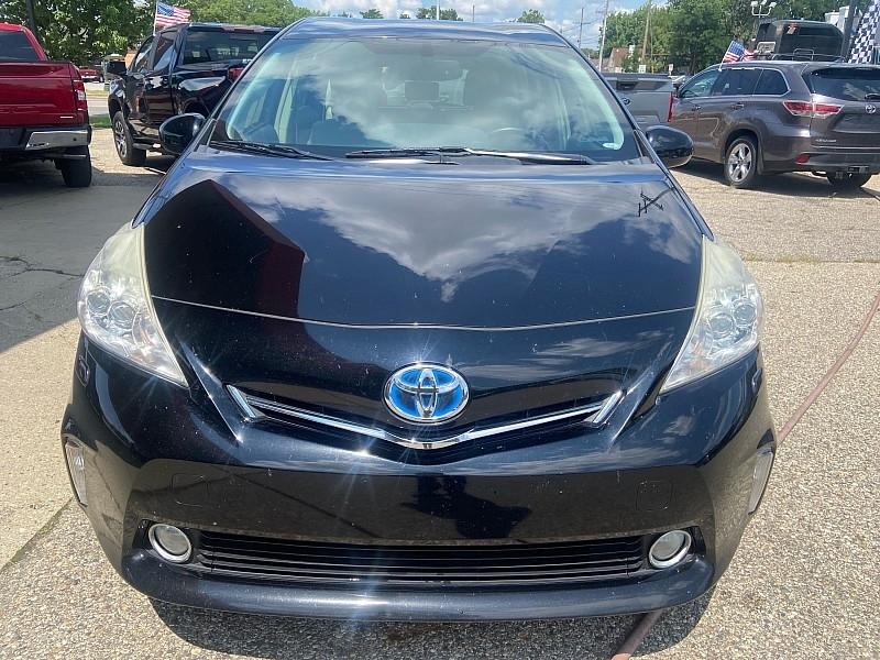 Toyota Prius V Five 2014