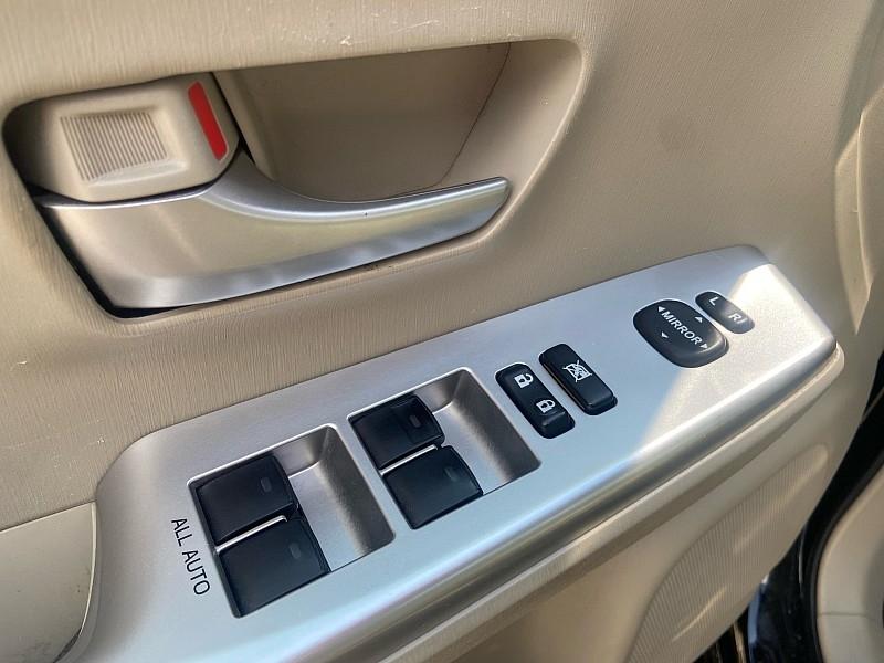Toyota Prius V Five 2014