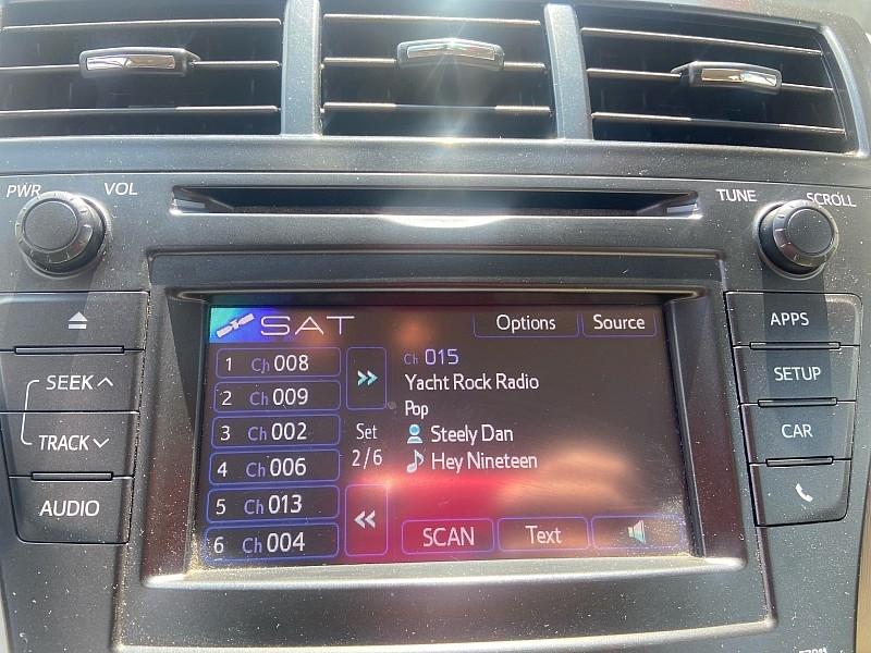 Toyota Prius V Five 2014