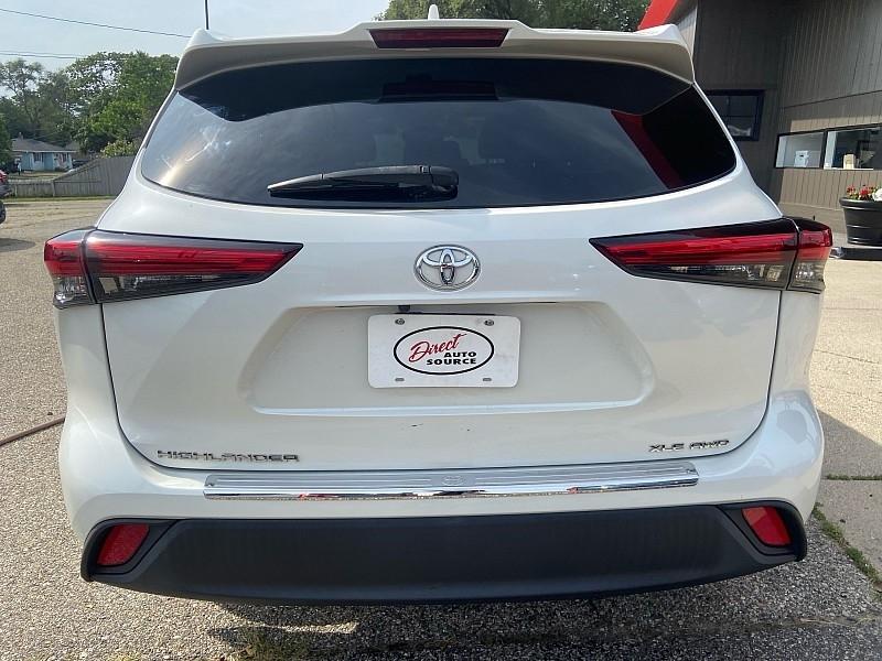 Toyota Highlander XLE AWD V6 2021