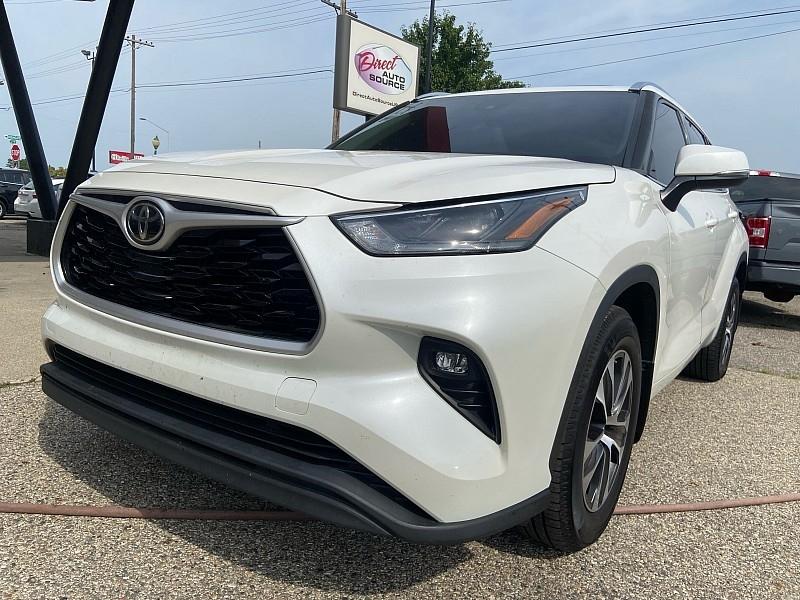 Toyota Highlander XLE AWD V6 2021