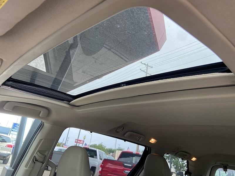 Toyota Sienna Limited Premium 7-Passenger 2017