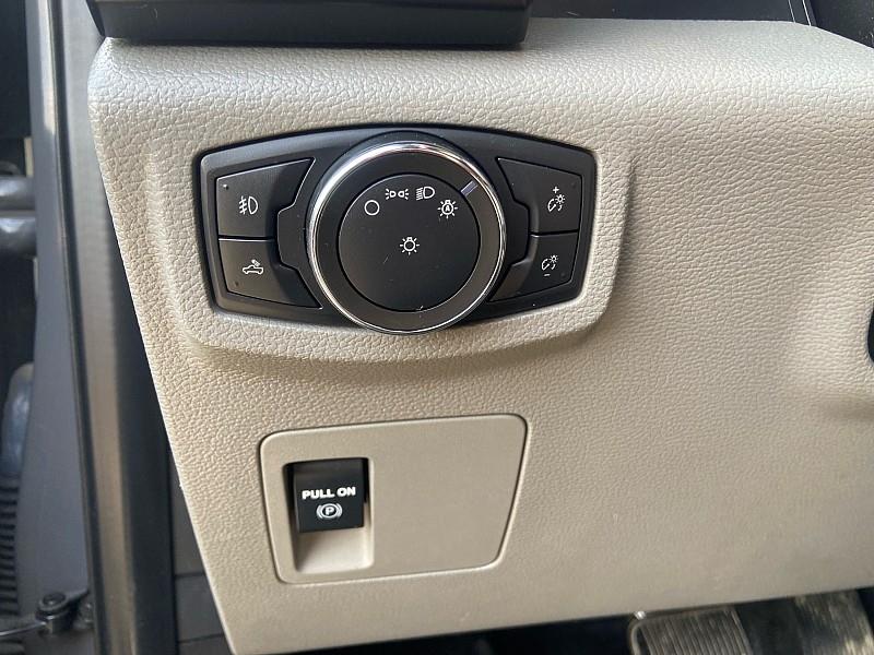 Ford F-150 XL SuperCrew 5.5-ft. Bed 4WD 2020