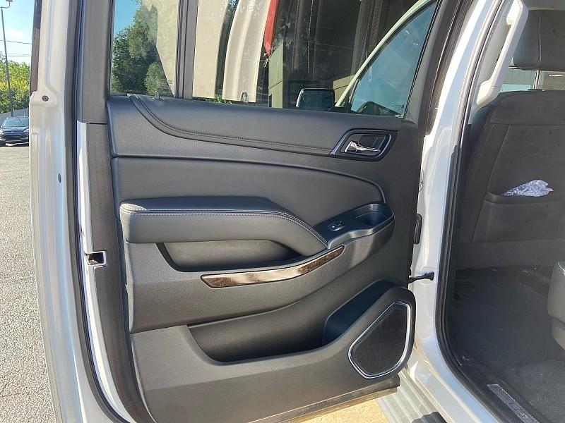 Chevrolet Suburban LT 4WD 2019