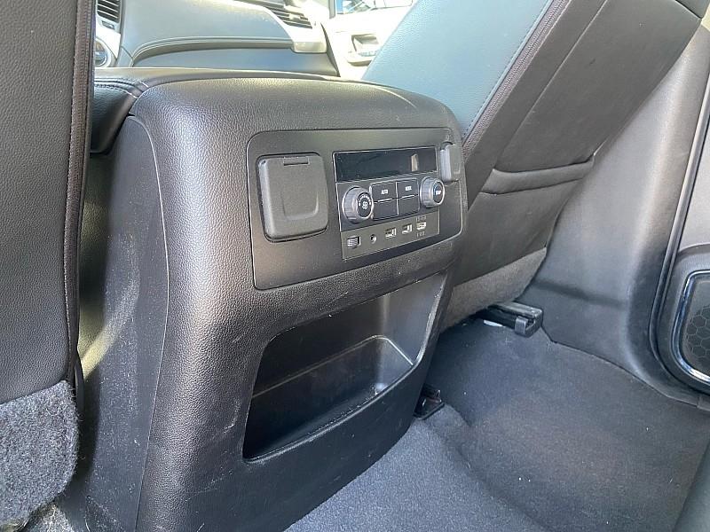 Chevrolet Suburban LT 4WD 2019