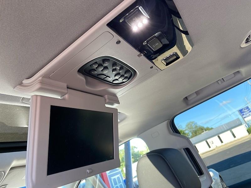 Chevrolet Suburban LT 4WD 2019