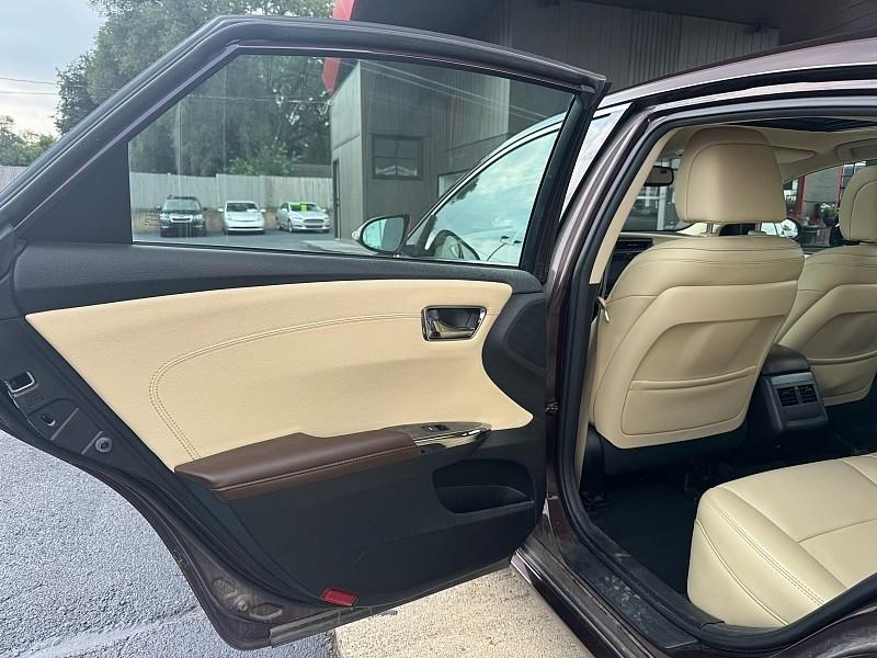 Toyota Avalon XLE Premium 2016