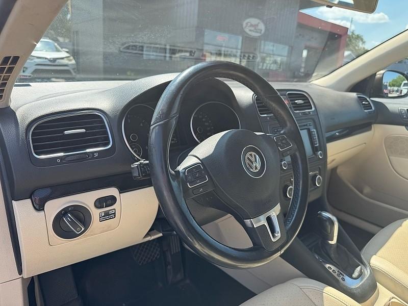 Volkswagen Jetta SportWagen 2.0L TDI 2011
