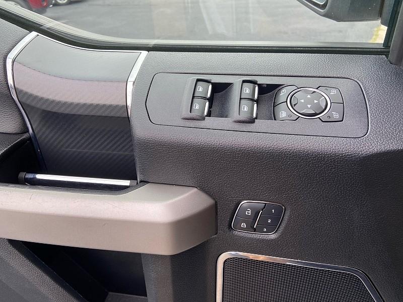 Ford F-150 Lariat SuperCrew 5.5-ft. Bed 4WD 2018