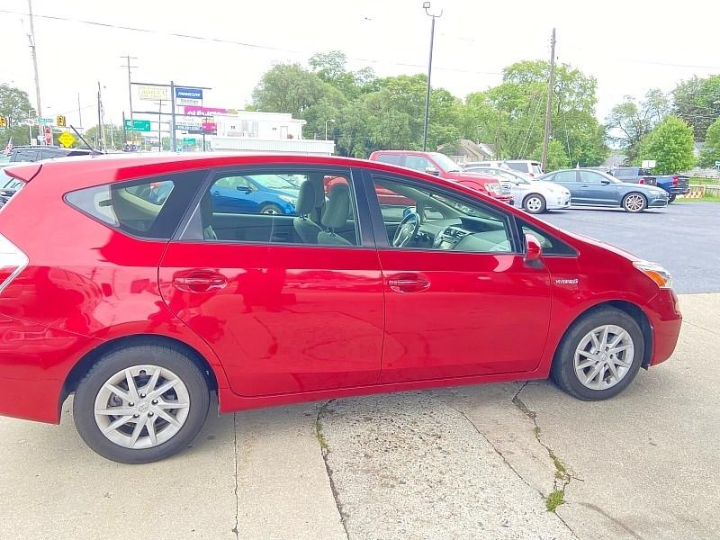 Toyota Prius V Two 2014