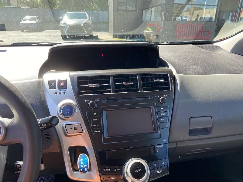 Toyota Prius V Two 2014