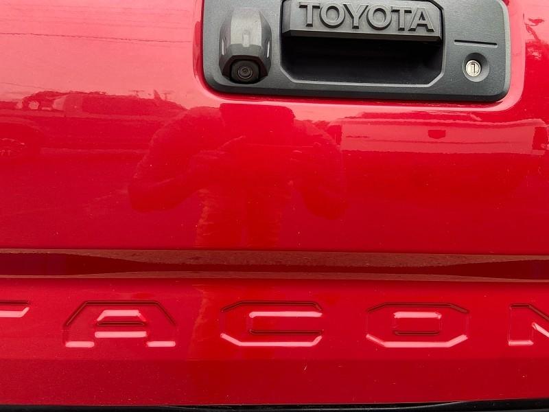 Toyota Tacoma SR5 Double Cab Long Bed V6 6AT 4WD 2017