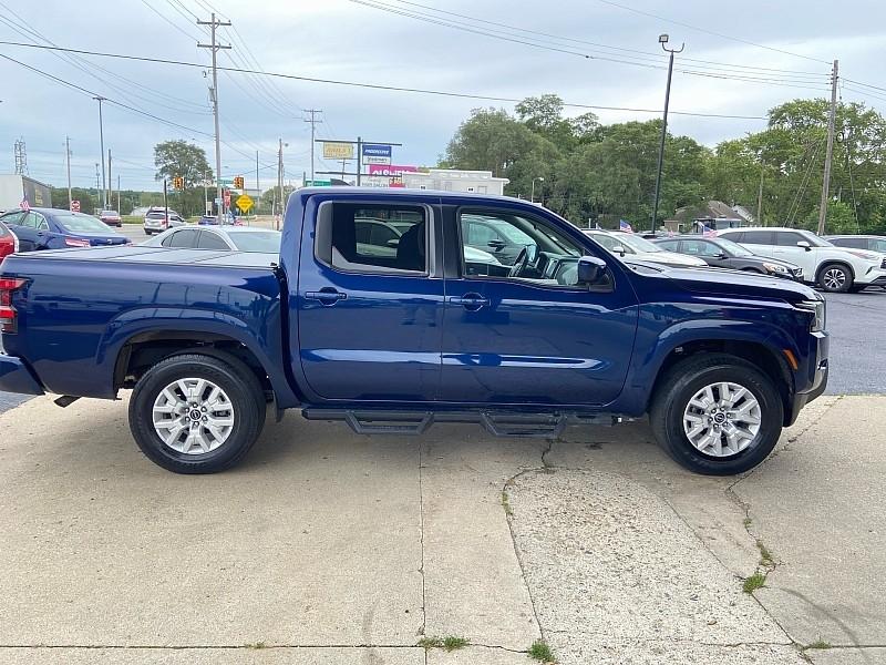 Nissan Frontier SV Crew Cab 4WD 2022