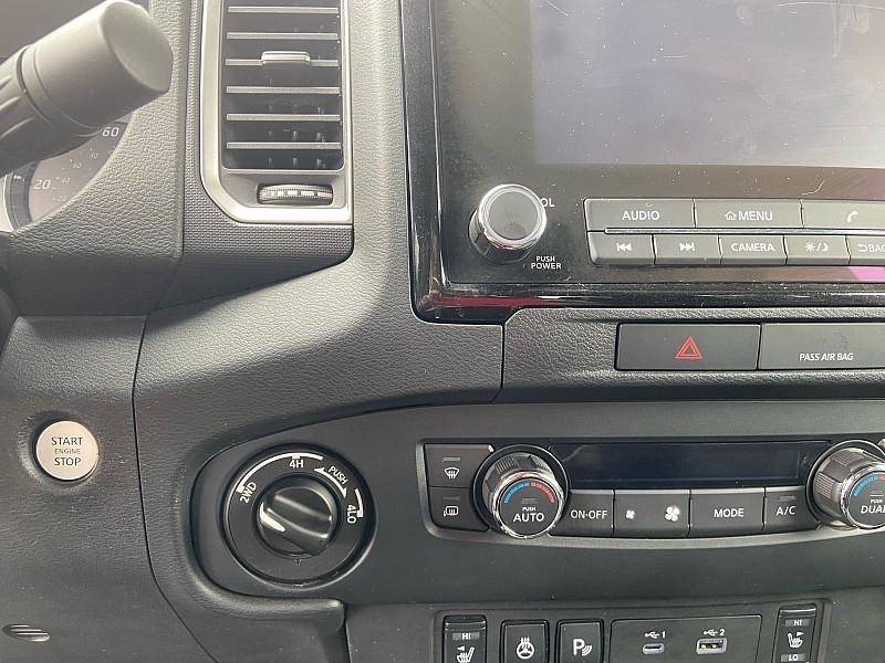 Nissan Frontier SV Crew Cab 4WD 2022