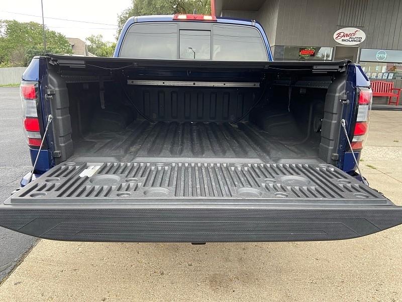Nissan Frontier SV Crew Cab 4WD 2022