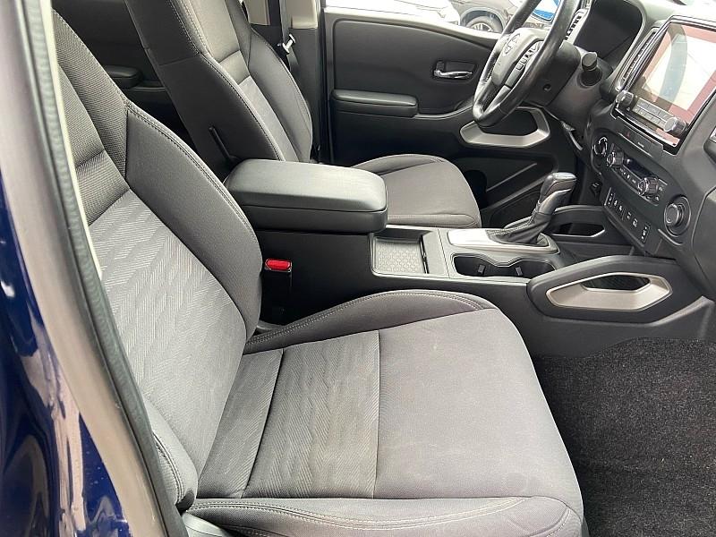 Nissan Frontier SV Crew Cab 4WD 2022