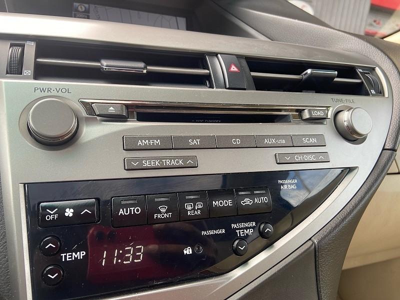 Lexus RX photo 16