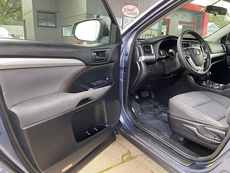 Toyota Highlander LE FWD V6 2016