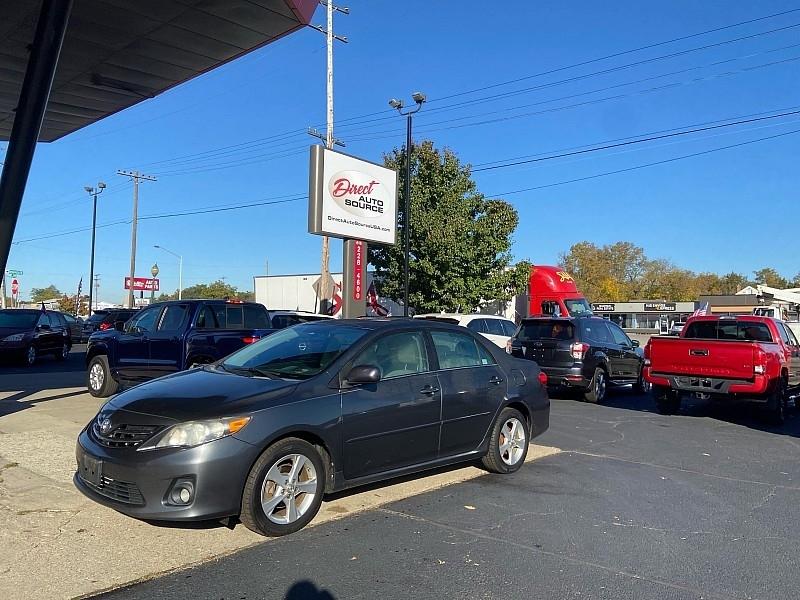 Toyota Corolla LE 4-Speed AT 2013