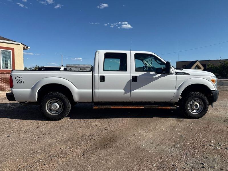 Ford Super Duty F-250 SRW 4WD Crew Cab 172" Platinum 2015