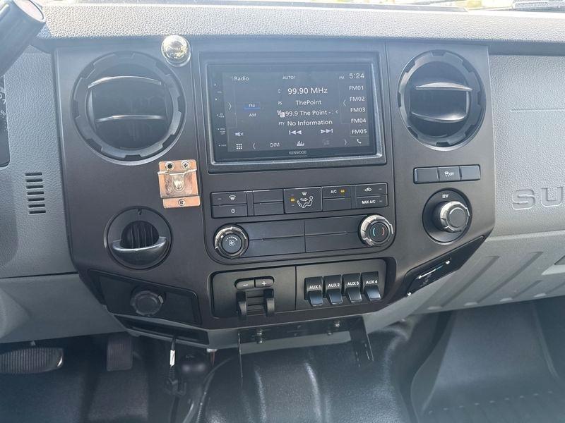 Ford Super Duty F-250 SRW 4WD Crew Cab 172" Platinum 2015