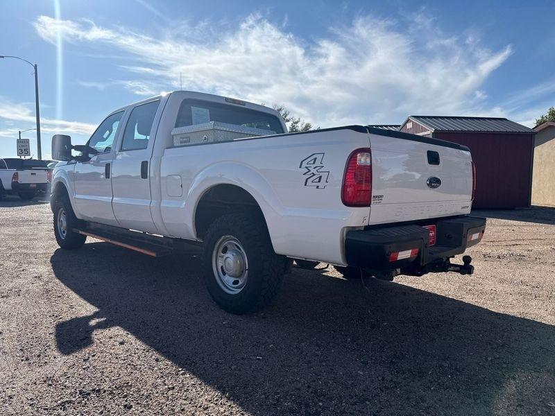 Ford Super Duty F-250 SRW 4WD Crew Cab 172" Platinum 2015