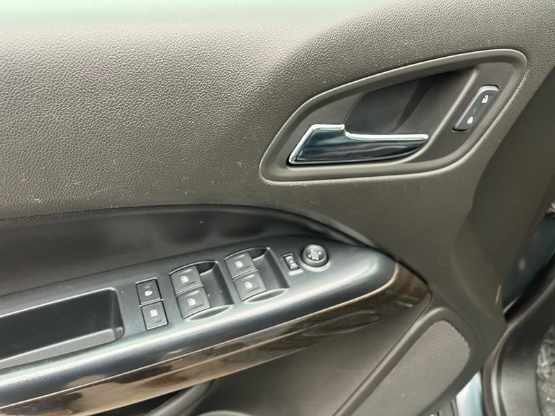 GMC Canyon 4WD Crew Cab 128.3" SLT 2015