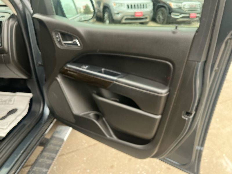 GMC Canyon 4WD Crew Cab 128.3" SLT 2015