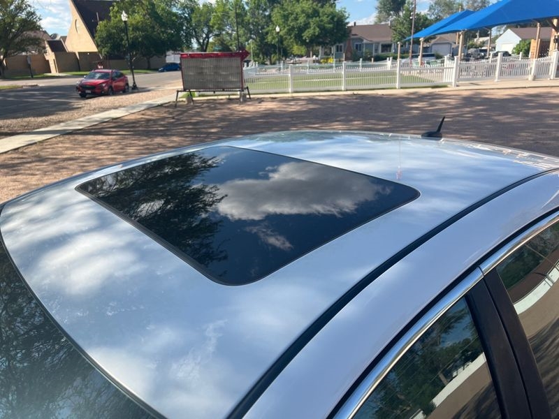 Chevrolet Malibu 4dr Sdn LT w/2LT 2011