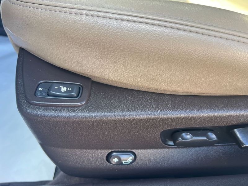 Chevrolet Malibu 4dr Sdn LT w/2LT 2011