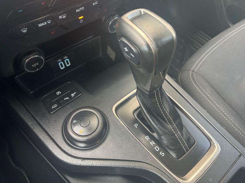 Ford Ranger LARIAT 4WD SuperCrew 5' Box 2019