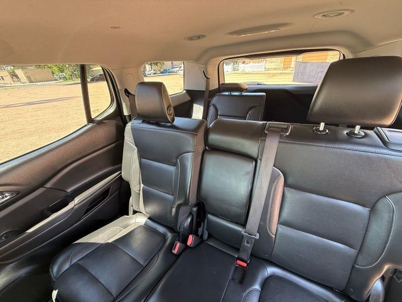 GMC Acadia AWD 4dr SLT w/SLT-1 2017