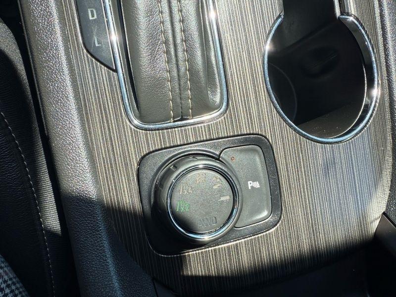 GMC Acadia AWD 4dr SLT w/SLT-1 2017